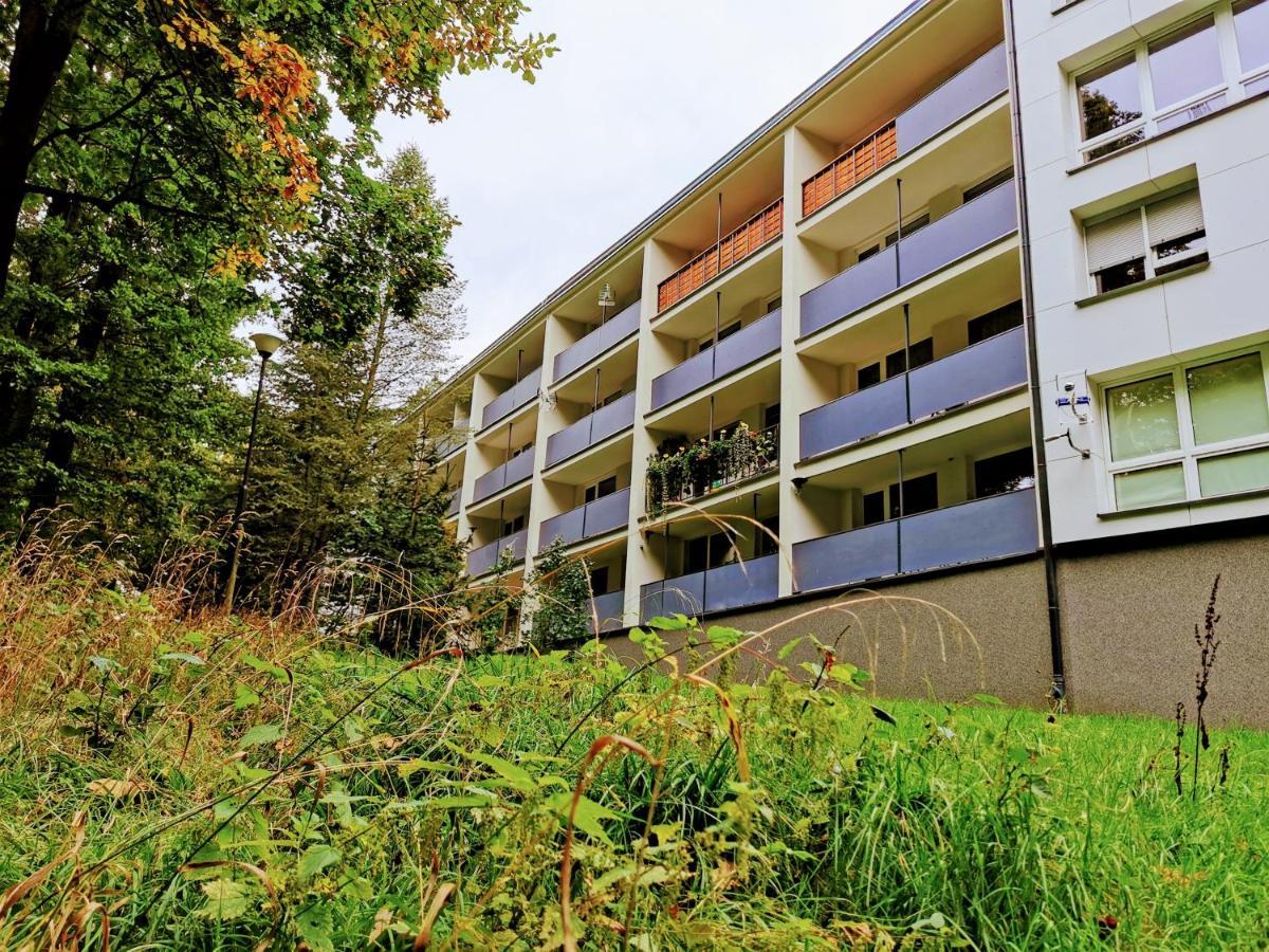 Apartament Z Widokiem Na Park Polanica-Zdrój Esterno foto